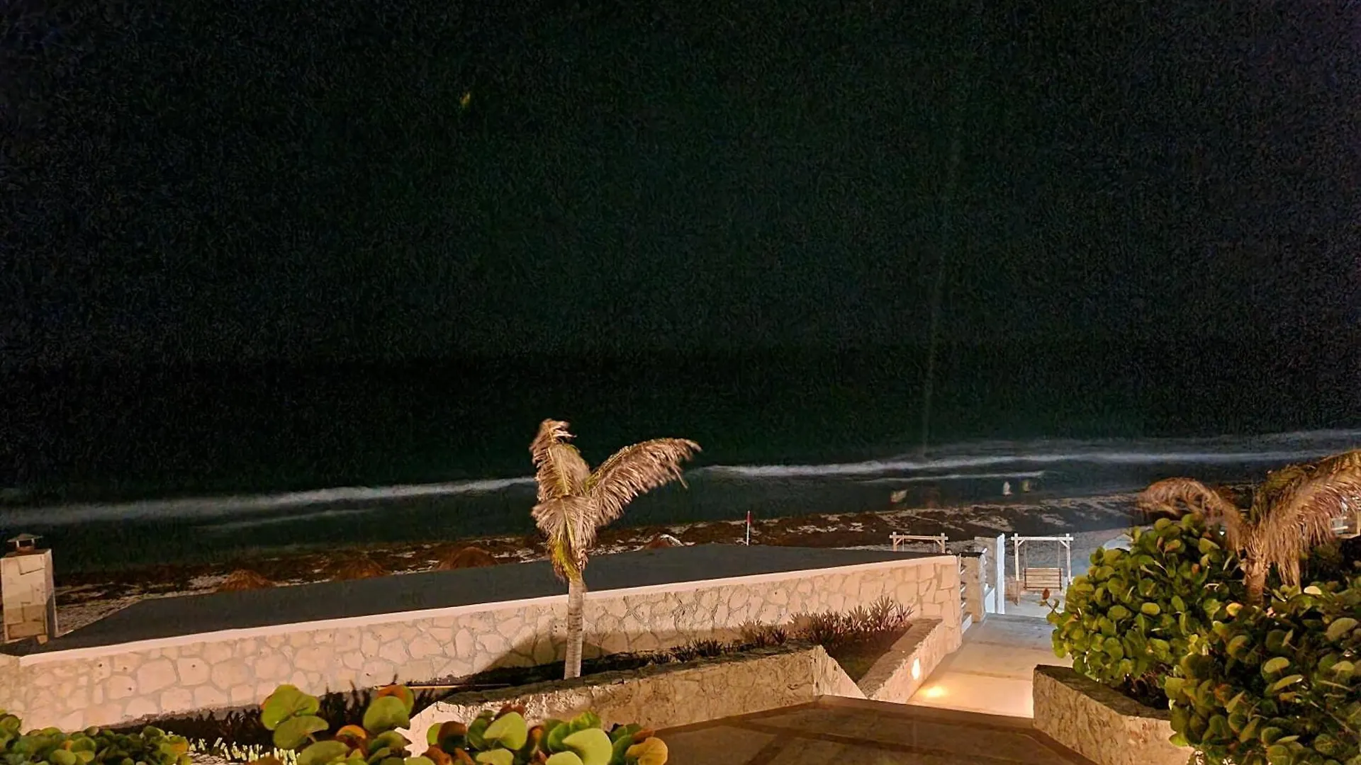 Apartment Ocean Front Κανκούν