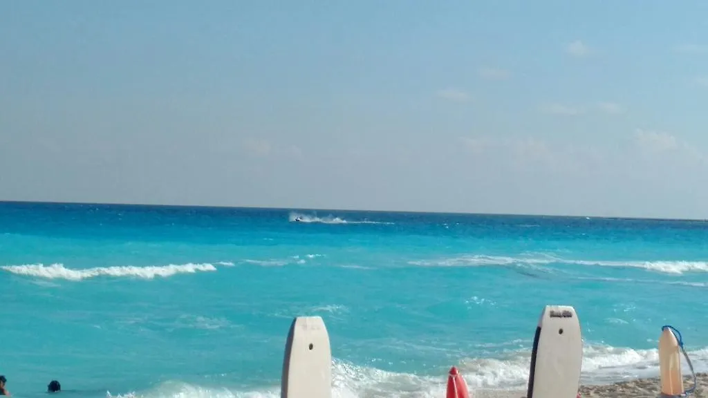 Apartment Ocean Front Κανκούν Ξενοδοχείο με διαμερίσματα