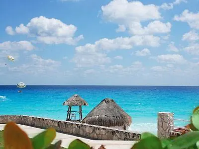 Apartment Ocean Front Κανκούν Ξενοδοχείο με διαμερίσματα
