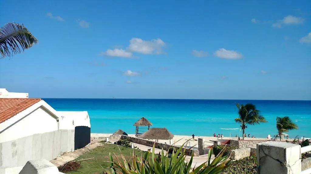 Apartment Ocean Front Cancún