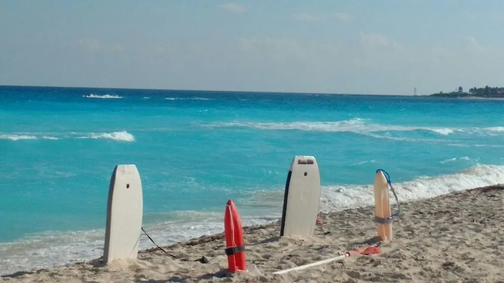 Apartment Ocean Front Cancún