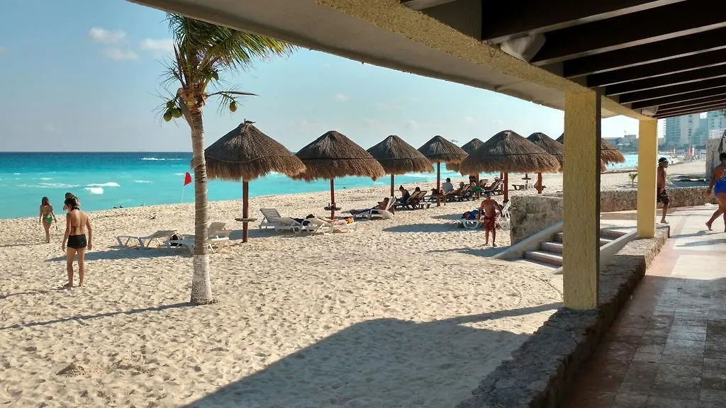 Apartment Ocean Front Cancún 4*,