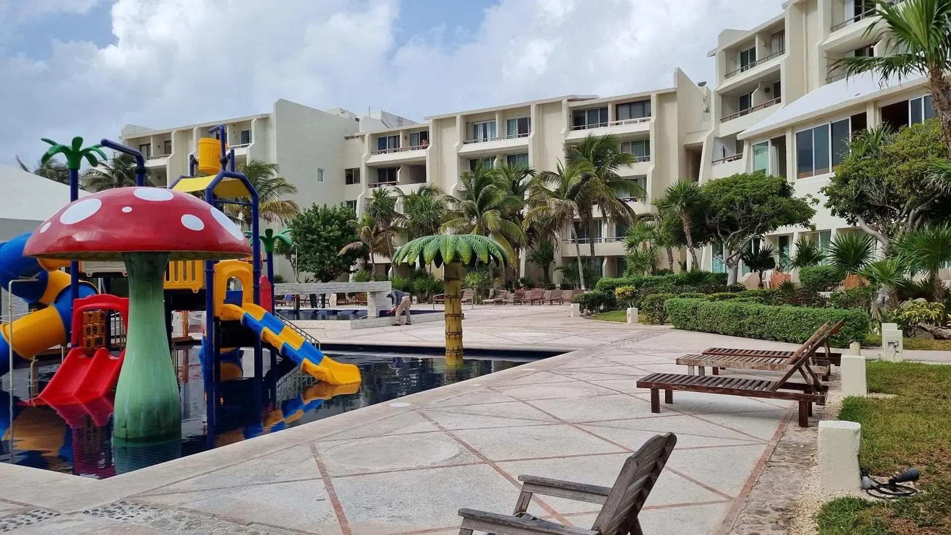 Apartment Ocean Front Cancun Aparthotel